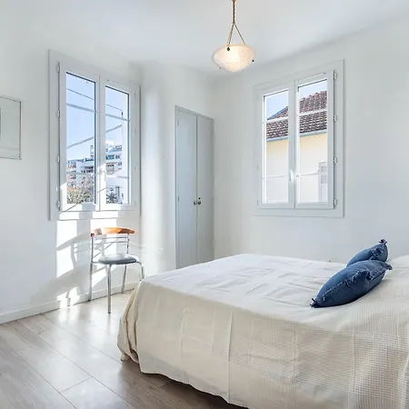 Phichris By Interhome Hyères