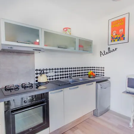 Apartamento Phichris By Interhome